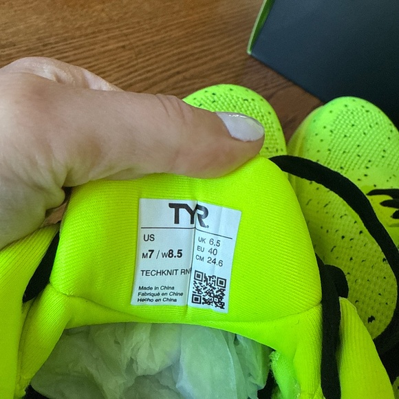 TYR Techknit RNR-1 - Picture 3 of 5